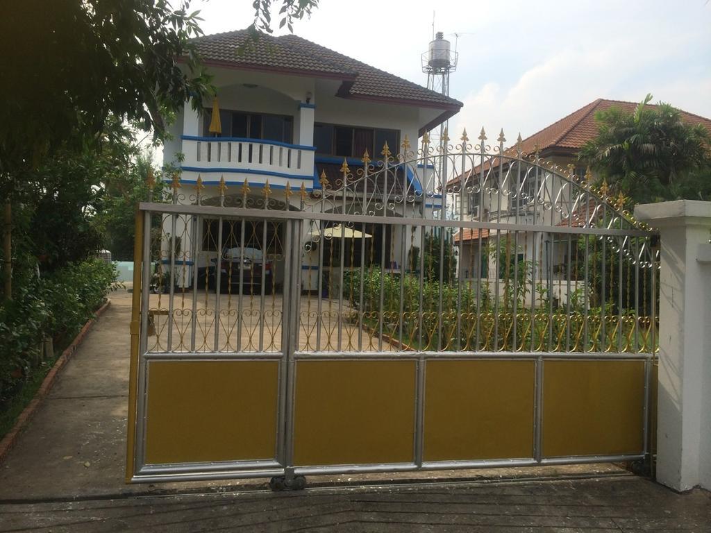 Home Baan Chiang Mai Luaran gambar